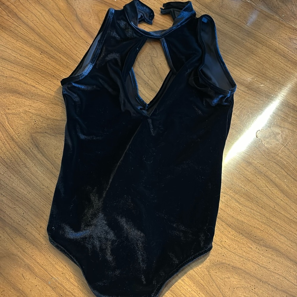 ⭐️2/$10 - Black Velvet Bodysuit